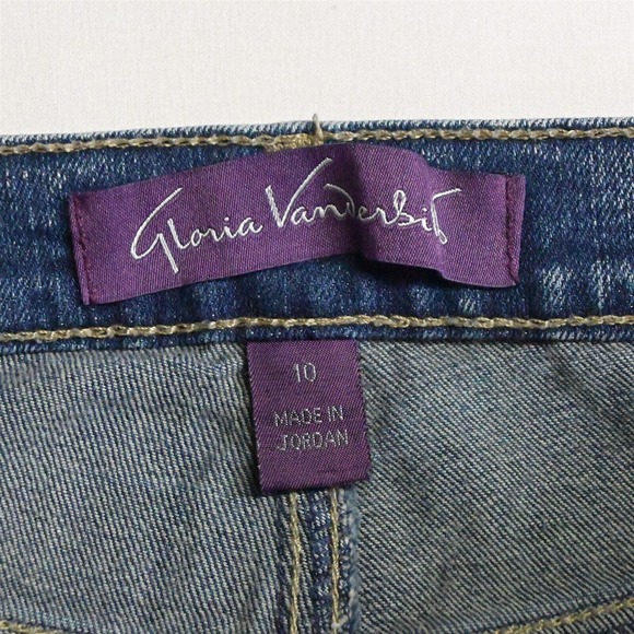 Gloria Vanderbilt 10 Amanda Classic Taper Light Wash Stretch Denim Jeans - Picture 3 of 7